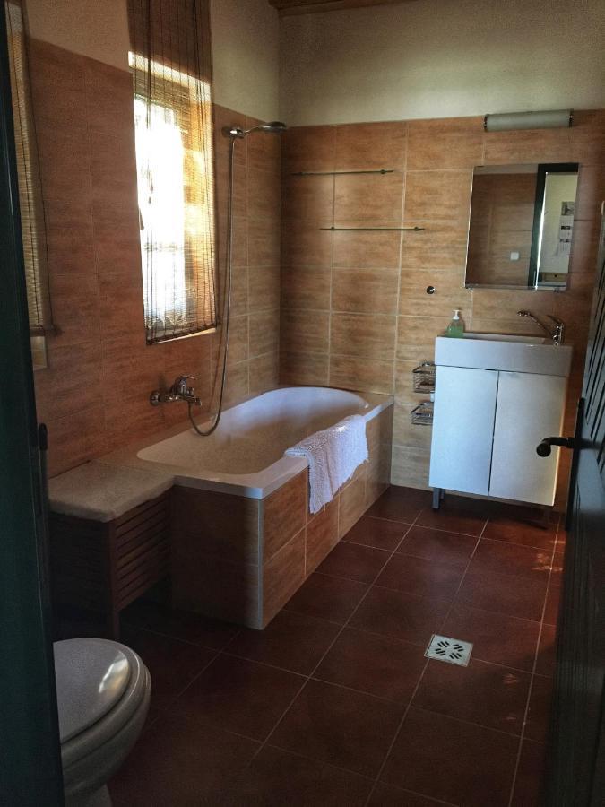 Somlovasarhely Somlo Wineshop Guesthouse מראה חיצוני תמונה